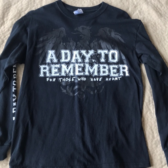 Hot Topic | Tops | Guc A Day To 